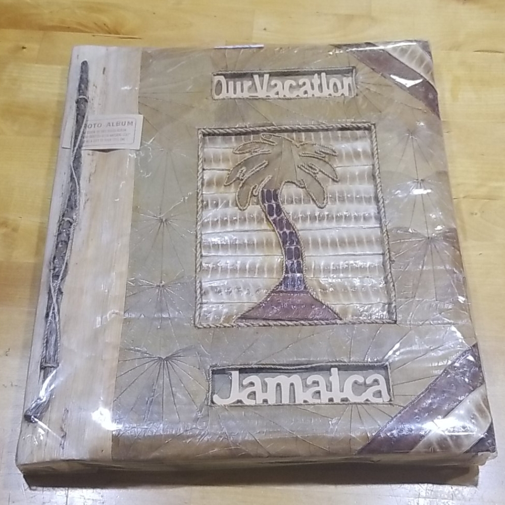 Jamaica souvenir, photo album, new